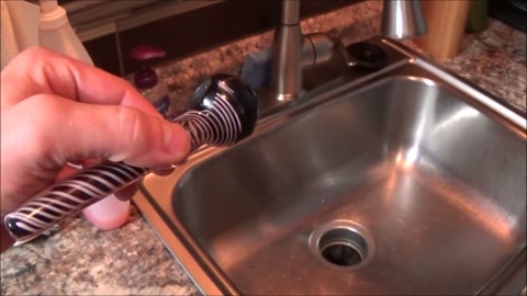 Partici Genç Kız Üvey Baba Tarafından Cezalandırıldı