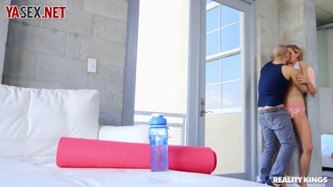 Cory Chase üçlü seks yapmak için sabırsızlanıyor